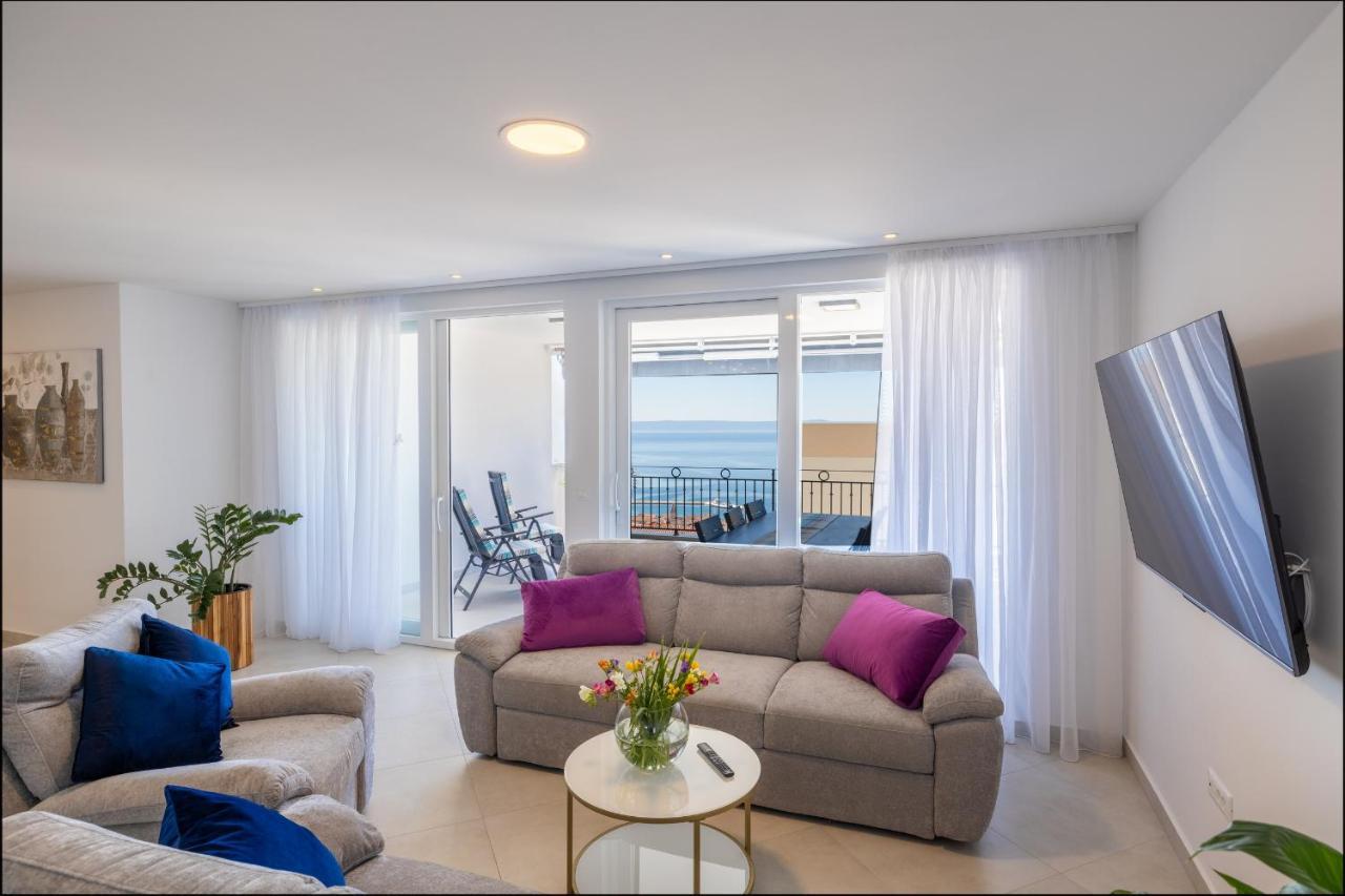 Villa Smaragd - Lapis - Luxury Apartment With Shared Pool Makarská Exteriér fotografie