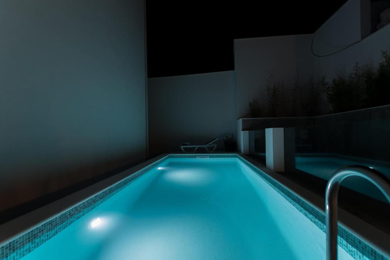 Villa Smaragd - Lapis - Luxury Apartment With Shared Pool Makarská Exteriér fotografie